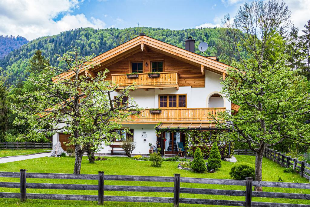 Hausansicht Ferienwohnung Graßl (3)